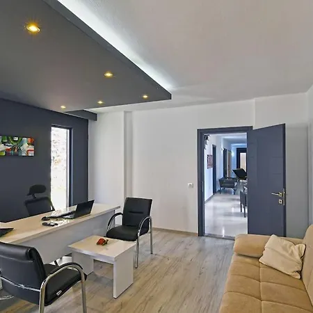 Everest Villa *