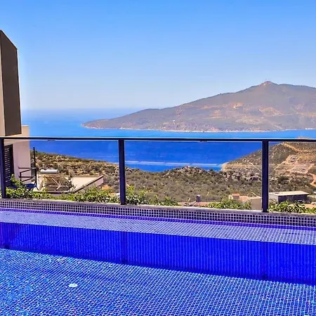 Everest Villa